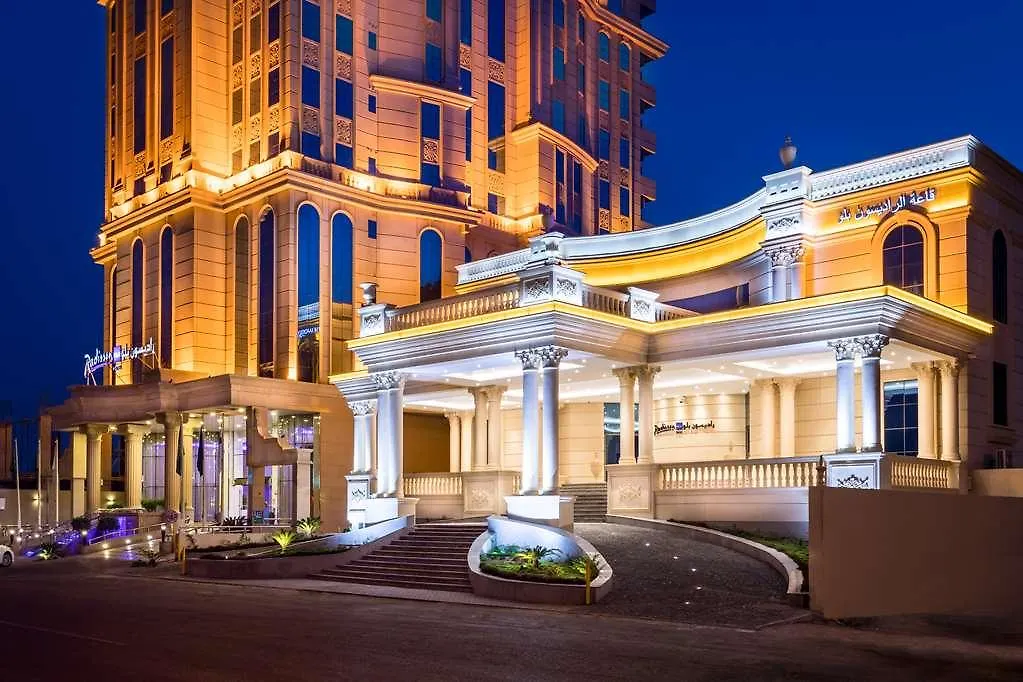 Radisson Blu Hotel, Jeddah Plaza contacts